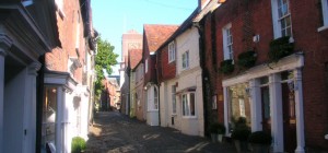 moving to petwoth archibaldremoversandstorers.co.uk petworth street scene.JPG